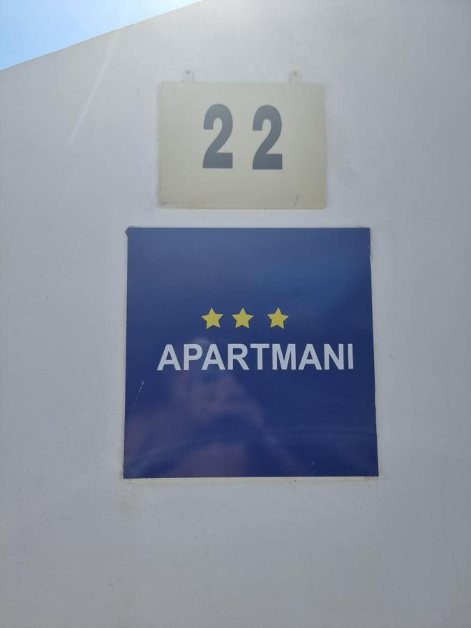 Dinjiška Apartmani Alen מראה חיצוני תמונה