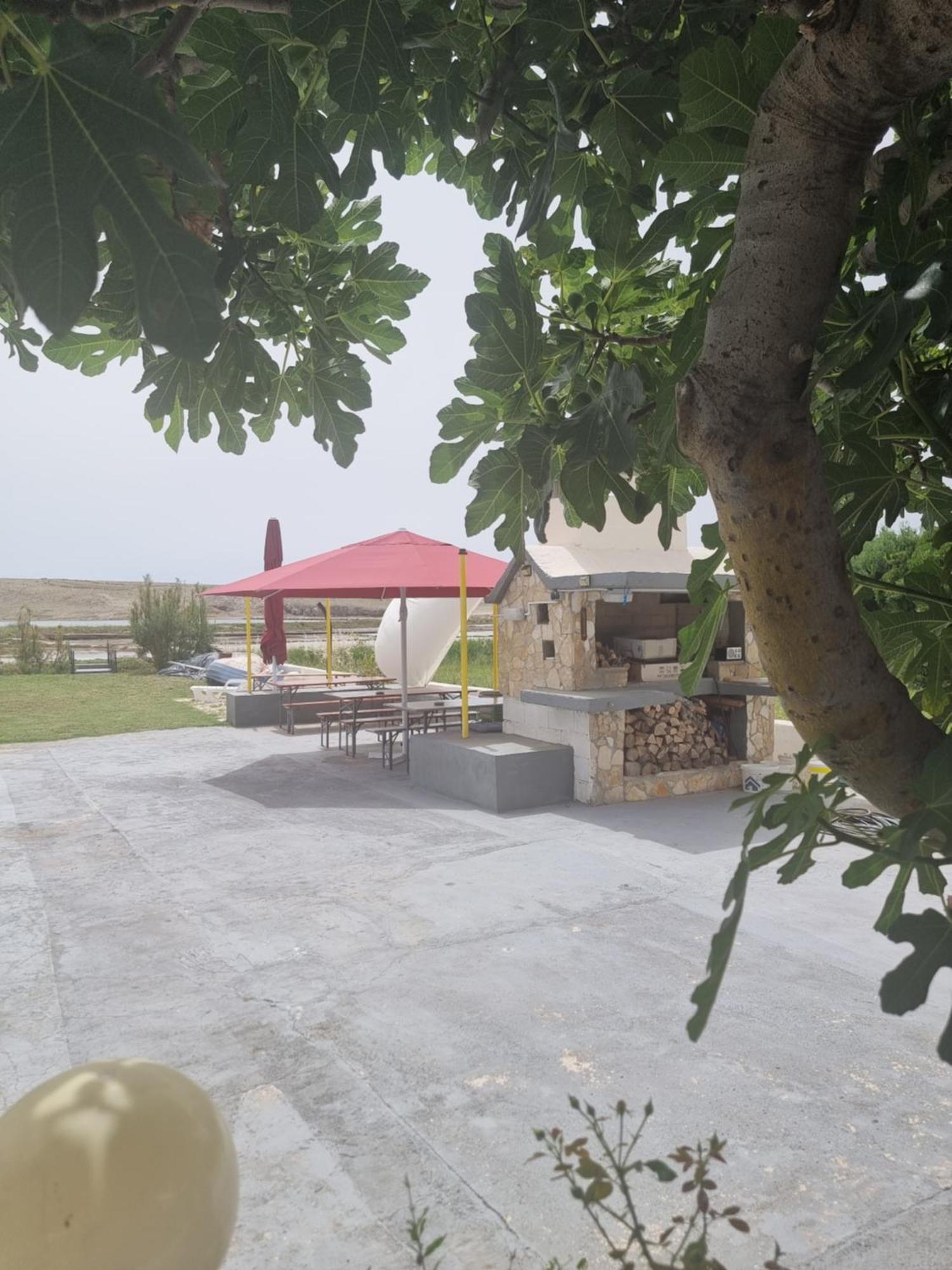 Dinjiška Apartmani Alen מראה חיצוני תמונה