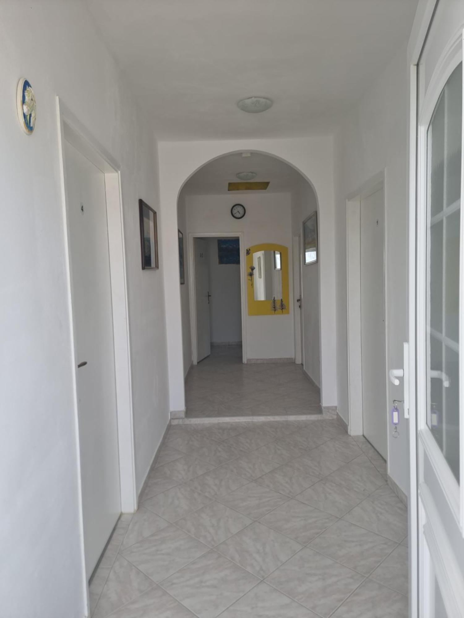 Dinjiška Apartmani Alen מראה חיצוני תמונה