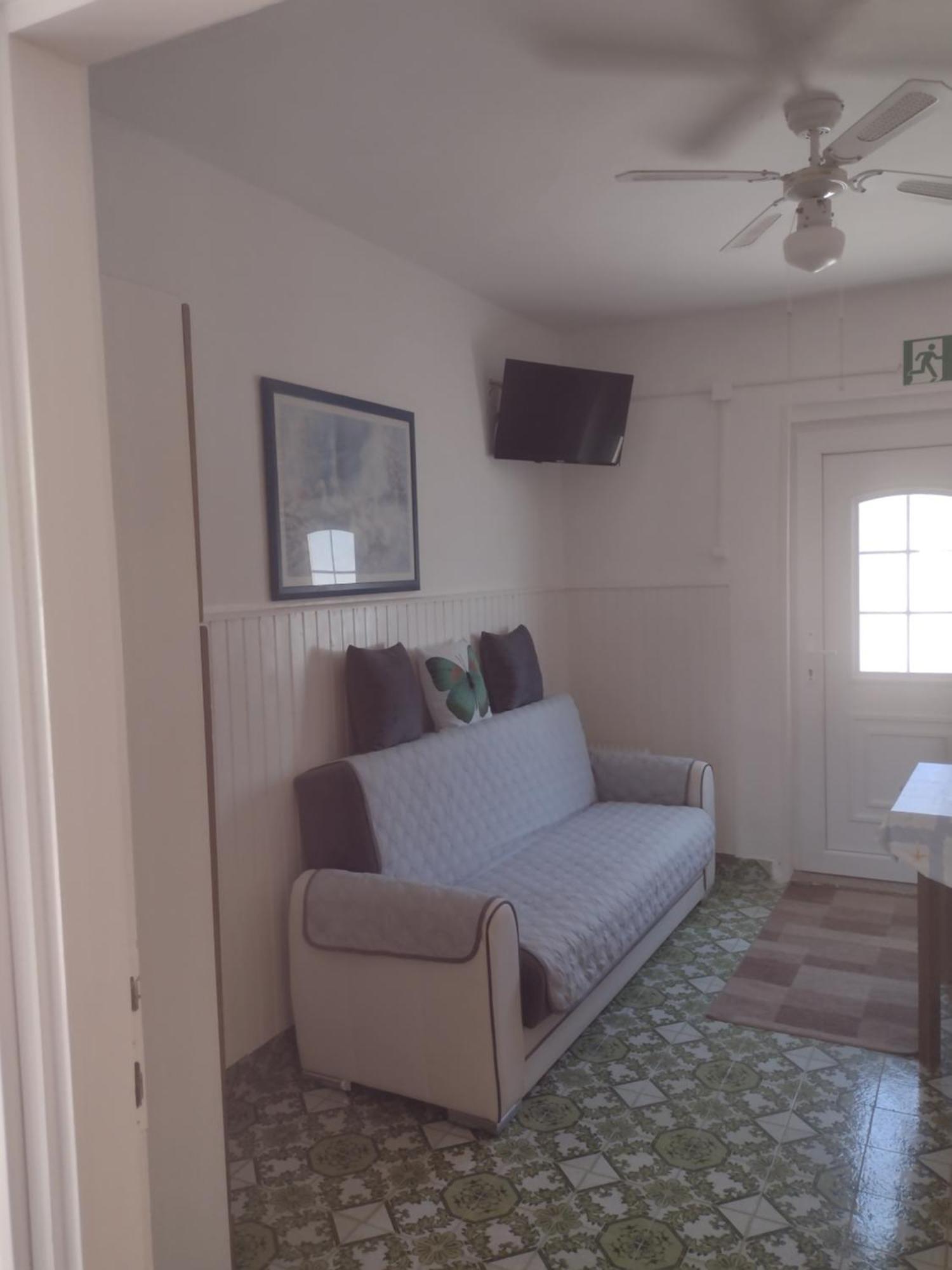 Dinjiška Apartmani Alen מראה חיצוני תמונה