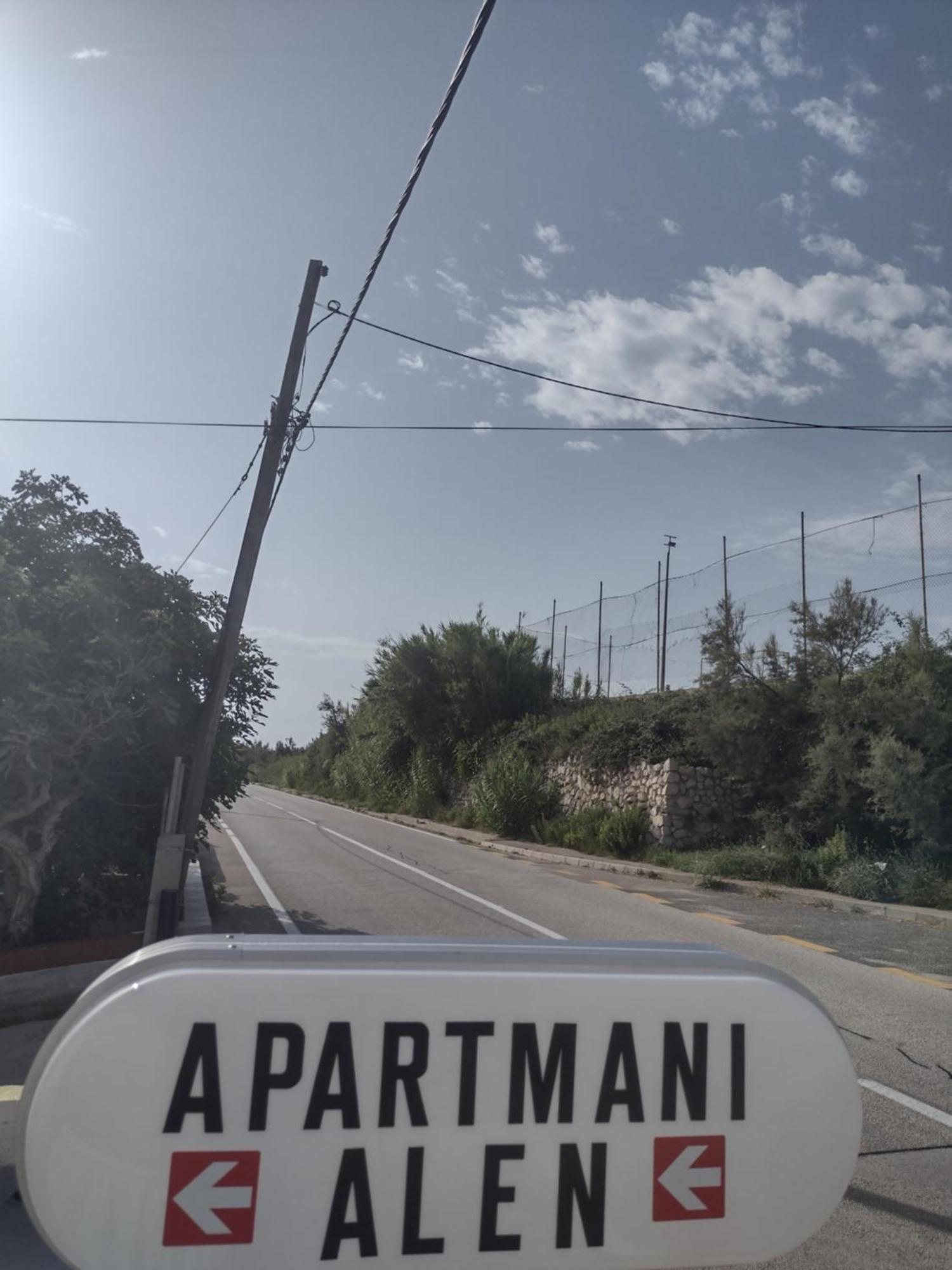 Dinjiška Apartmani Alen מראה חיצוני תמונה