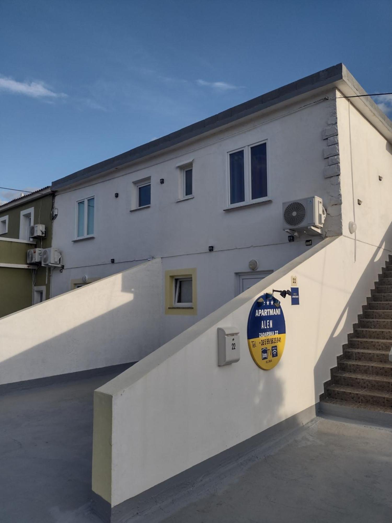 Dinjiška Apartmani Alen מראה חיצוני תמונה